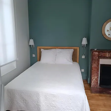 Climatise, 2 Personnes Apartment