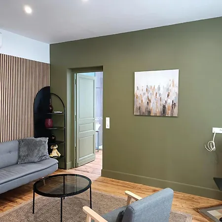 Climatise, 2 Personnes Apartment Eymet